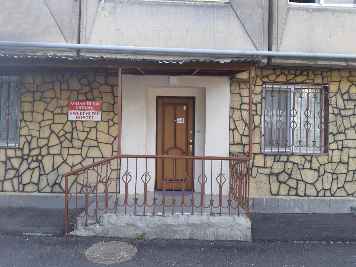 Sweet Sleep Hostel Yerevan Exterior photo