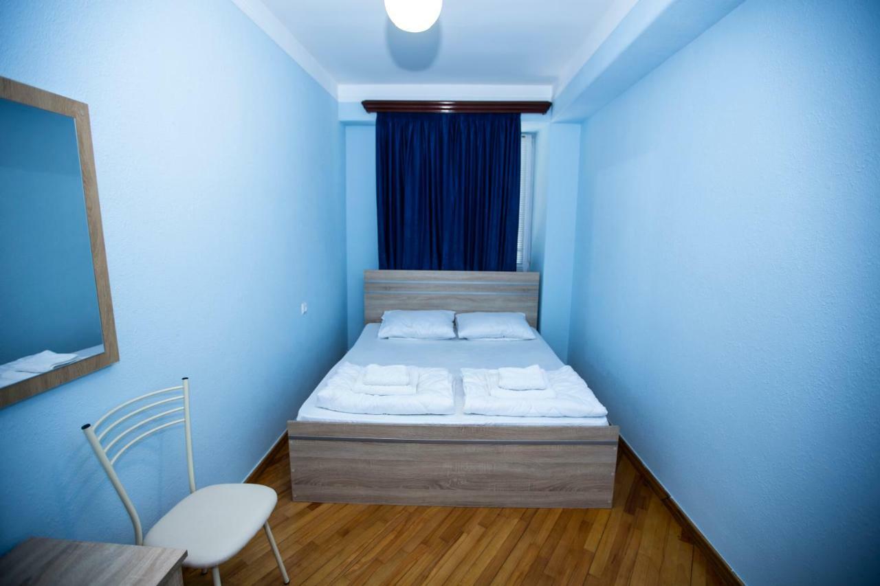 Sweet Sleep Hostel Yerevan Exterior photo